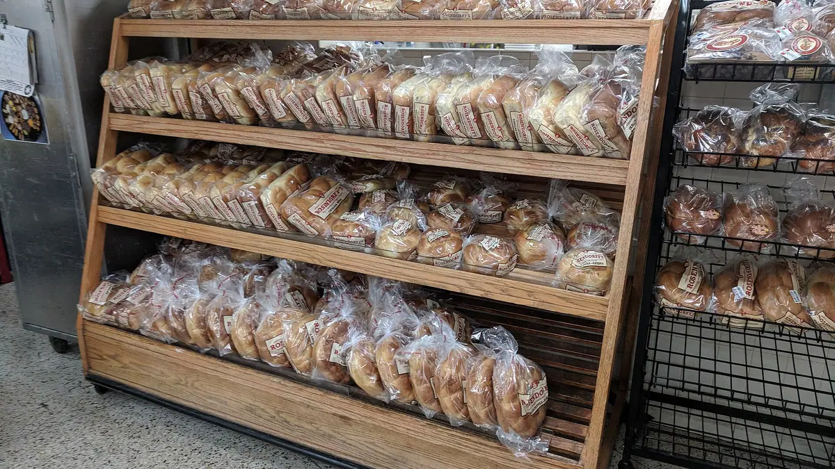 Stephens – bakery in Dunfermline town centre